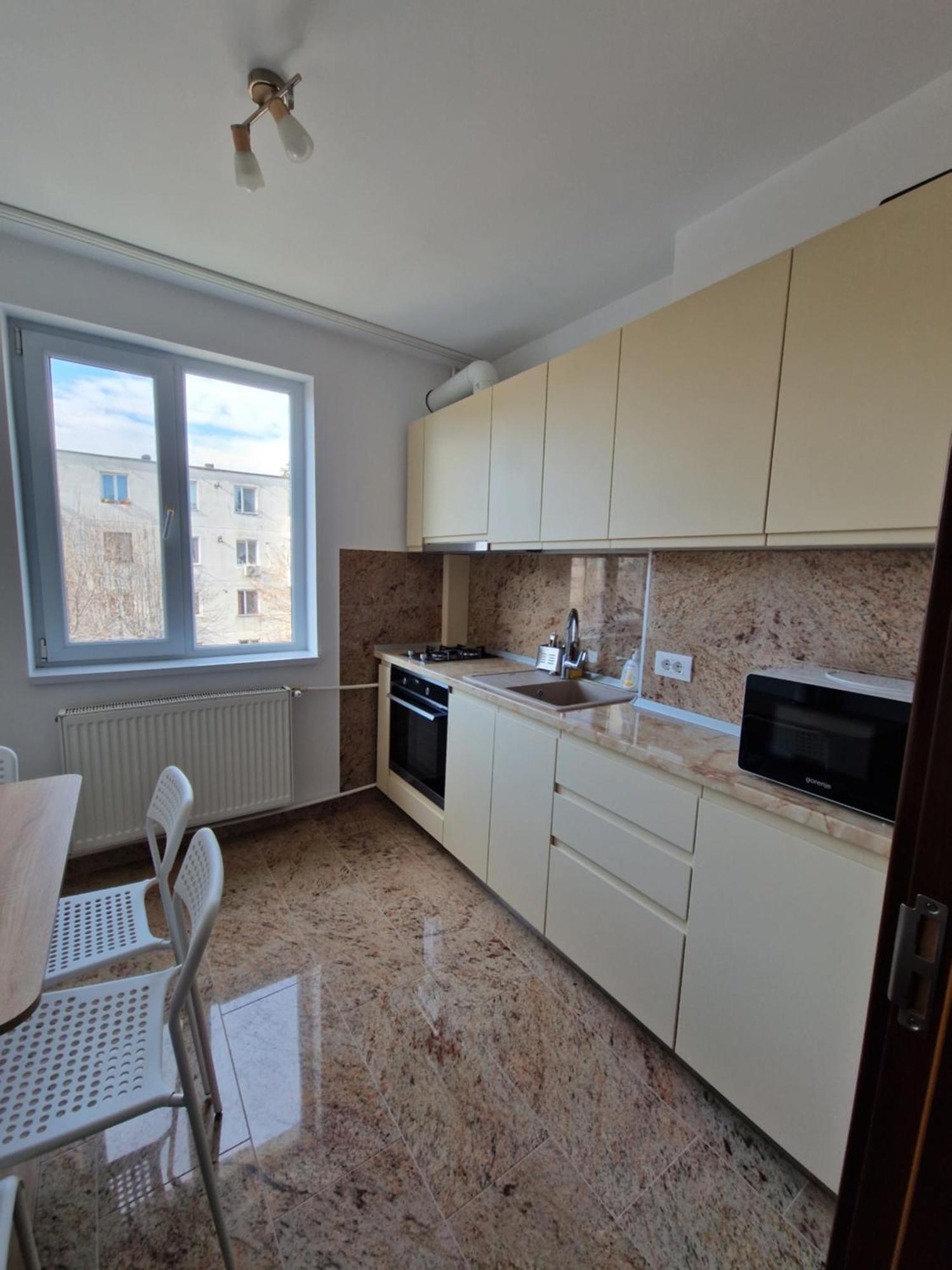Downtown Apartment รึมนิคูวัลเจีย ภายนอก รูปภาพ